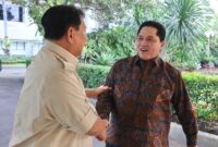Menteri Pertahanan Prabowo Subianto menerima kunjungan Menteri BUMN sekaligus Ketua Umum PSSI Erick Thohir.