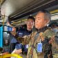 BRI hadirkan QRIS TAP, fitur pembayaran berbasis NFC yang memungkinkan pelanggan melakukan transaksi hanya dengan menempelkan ponsel ke mesin EDC BRI. (Dok. BRI)